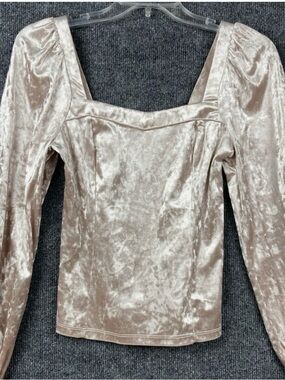 AntWomen’s Velvet Square-Neck Long Sleeve Top - Taupe